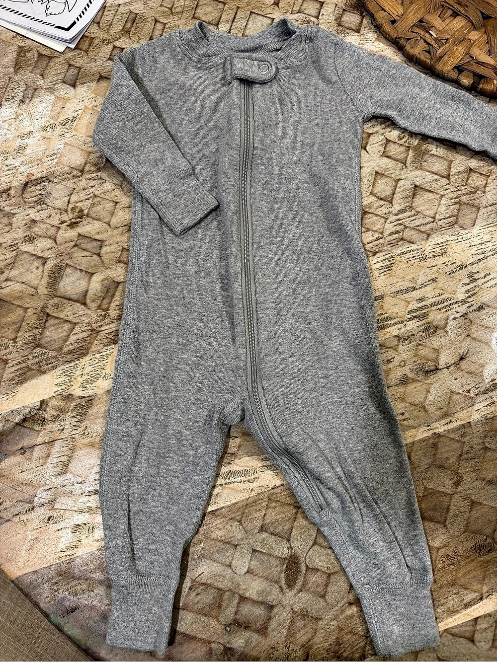 Hanna Andersson Organic Cotton Gray bodysuit Baby 3-6 M Like New